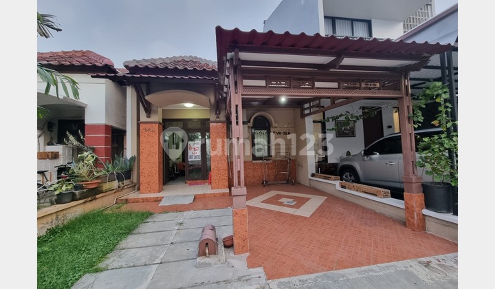 Rumah Rapih Lingkungan Nyaman, Cluster Flamboyan Gading Serpong, Tangerang