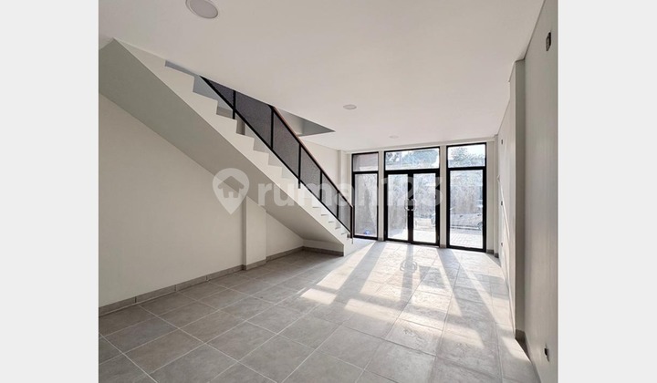 3-Story Row House - Anggrek Loka BSD South Tangerang 2