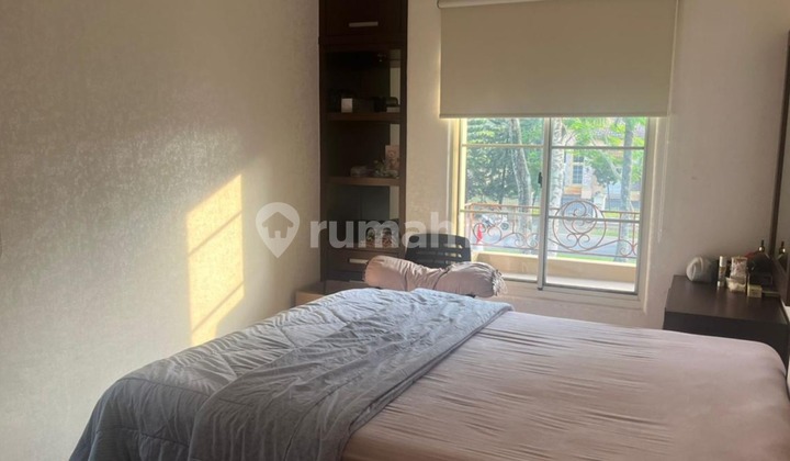 Super Beautiful and Serene Corner House - Palem Raya Lippo Karawaci, Tangerang 2