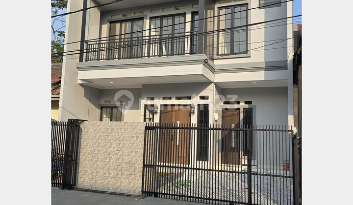 Beautiful Griya Loka BSD House for Sale, South Tangerang
