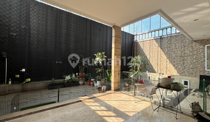 Dijual Cepat Rumah Besar Cluster Aristoteles, Gading Serpong, Tangerang