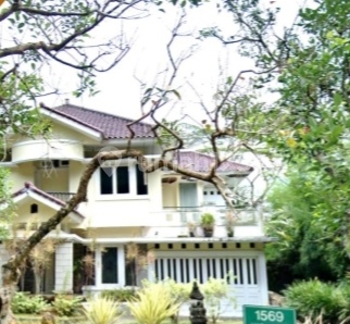 Well-Maintained Flood-Free House 2