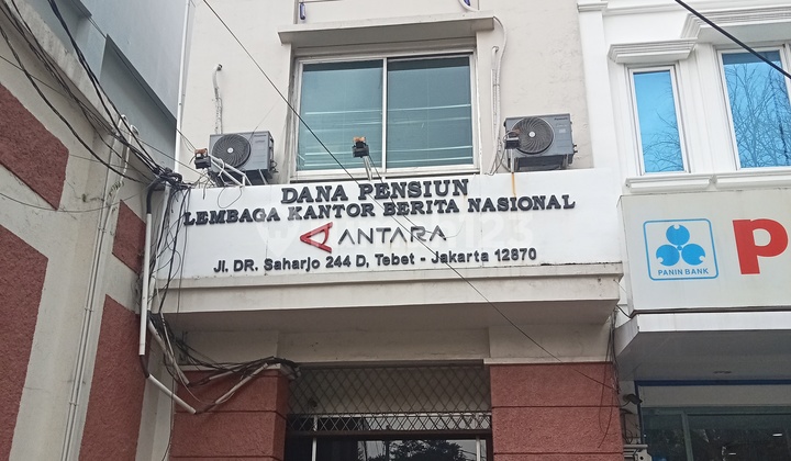 Ruko Terawat.bebas Banjir.bagus Siap Huni.security 24 Jam.depan Jalan Raya Ruko Terawat.bebas Banjir.bagus Siap Huni.security 24 Jam.depan Jalan Raya