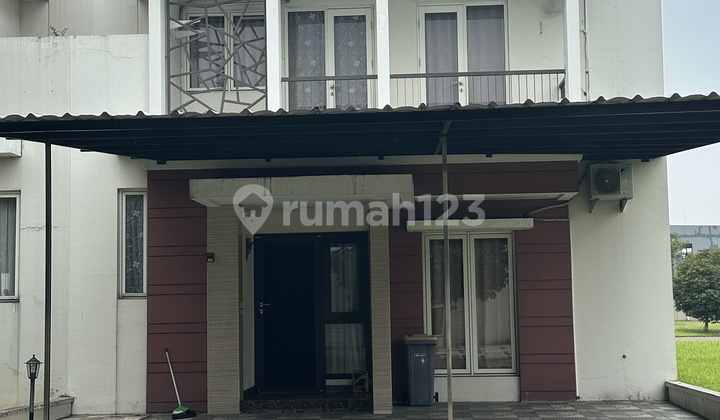 For Rent Semi-Furnished House in Suvarna Sutera Tangerang