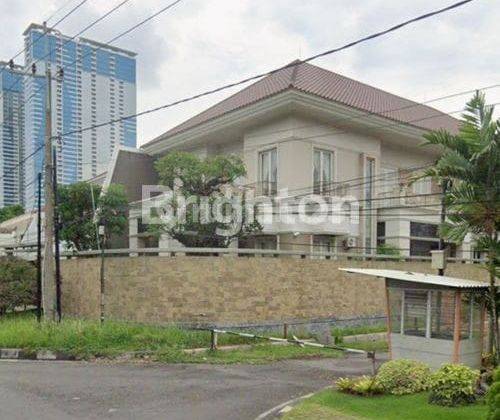 Dijual Atau Disewakan Rumah Hook 2 Lt Di Nol Jln Merr Dekat Galaxy Mall Cocok Untuk Usaha Cafe Klinik Dll Garasi Carport Bisa 8 Mbl 2