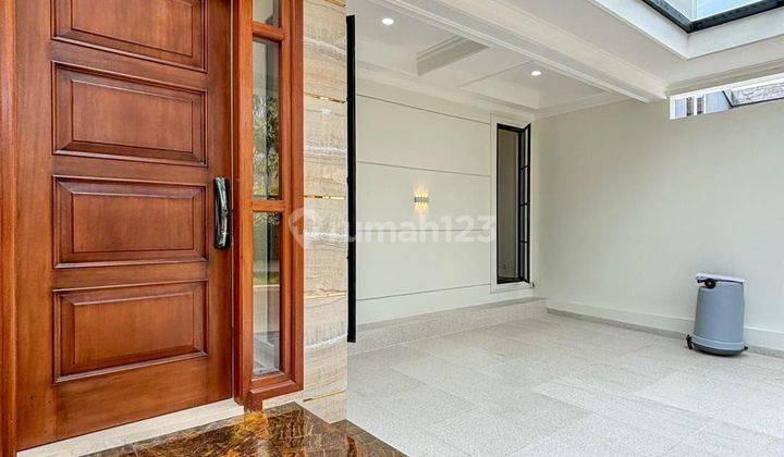 Rumah 2 Lantai Shm Baru Hadap Selatan 2