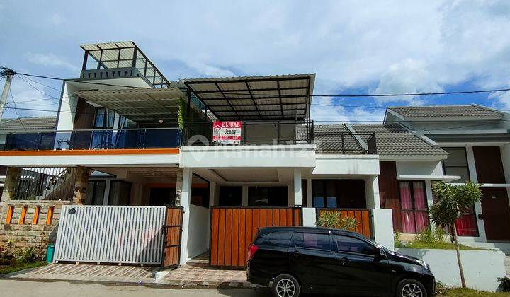 Rumah dengan pemandangan pegunungan dalam cluster udara sejuk 1