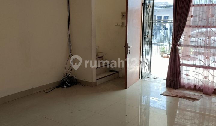 Rumah 2 lantai Poris paradise eklusif 1 2