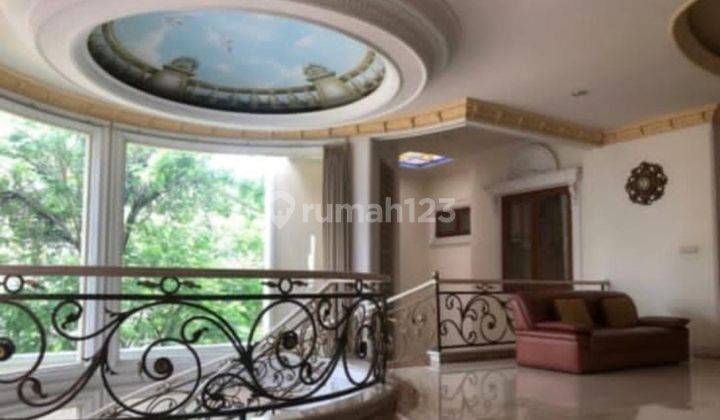 Rumah mewah di Pantai Mutiara, Pluit, Jakarta Utara 2 Lantai, Full Furnished 3