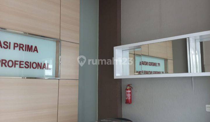 Ruko 3,5 lantai di Ruko Sentra Niaga, green lake city, jakarta barat, FURNISHED 2