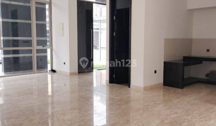 Rumah Baru 3 Lantai Cluster Chopin, Bagus Dan Rapi 1