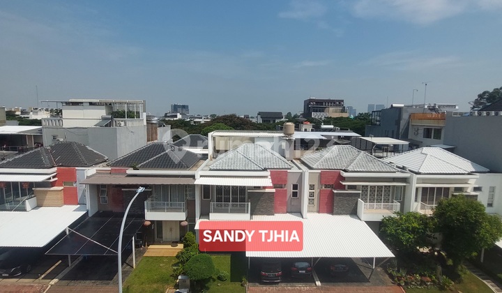 Golf Lake Residence House Size 10x20