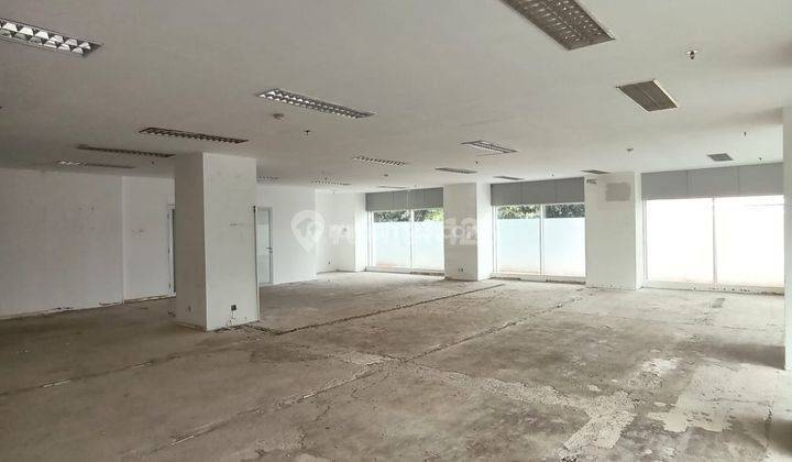 Dijual Gedung Kebayoran Baru Di Jalan Raya Woltermonginsidi 2