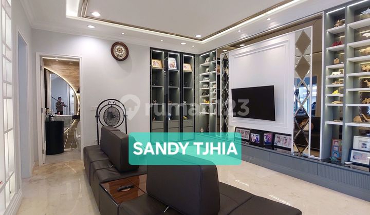 Golf Island House PIK