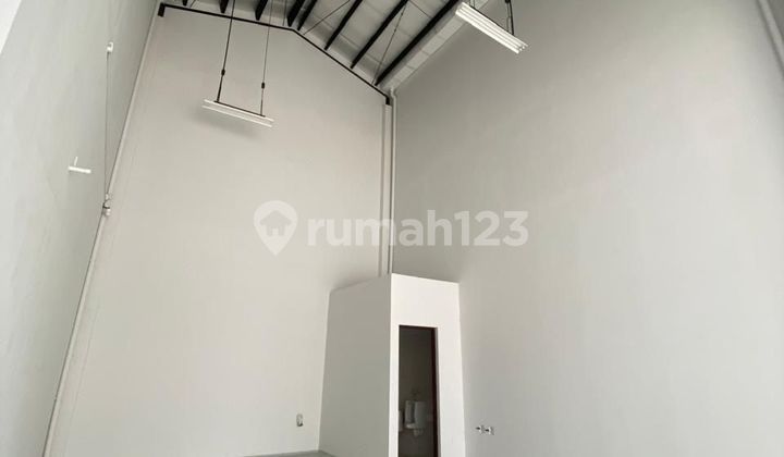 Gudang Bizzpark Pik 2 Ukuran 6X20 2