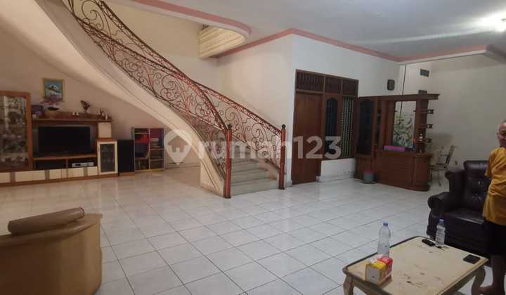 Rumah Siap Huni Lokasi Bagus Di Villa Gading Indah, Jakarta Utara 2