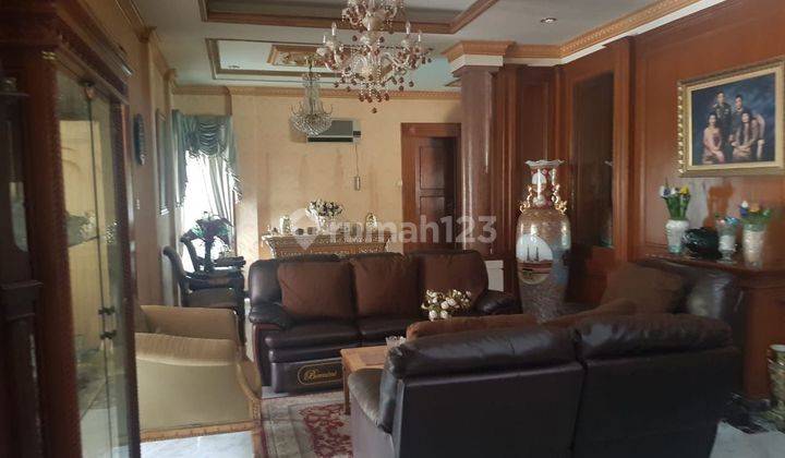 Rumah Mewah Harga Bagus Lokasi Eksklusif di Bukit Gading Villa, Kelapa Gading  2