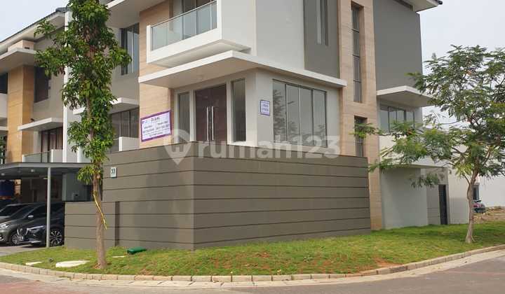 Harmony House Golf Island Pantai Indah Kapuk