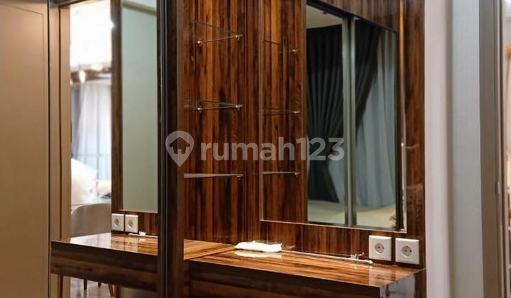 Honolulu Gold Coast Tower Apartment