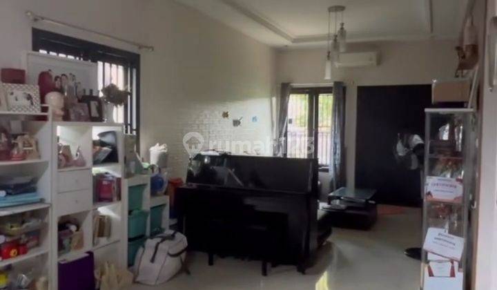 Dijual rumah di Taman cosmos jakarta barat 1