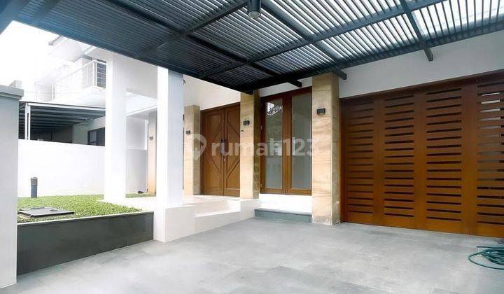 Rumah 2 Lantai di Pondok Hijau, Pondok Indah
Jakarta Selatan

Luas Tanah 202 m2 / Luas bangunan 280 m2
Km Tidur 4 , 
Km Mandi 4
Garasi 1 mbl,  Carport 1 mbl , 
Kamar ART 1 , Kamar Mandi ART 1.
SHM, IMB, 
Hadap Selatan
Harga 9,5M 2