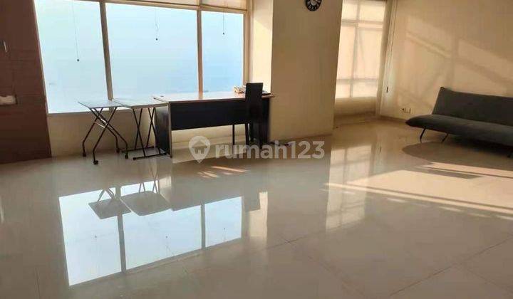 Jual 

Di jual Apt Pantai Mutiara 
Tower Damar 
Luas : 91,9 meter persegi.

Renovasi ; Full furniture, view laut.
Harga murah : 2M ( bisa nego) 1