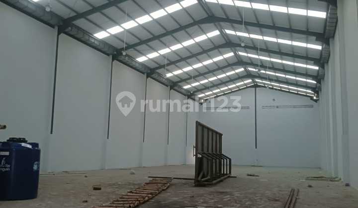 *For Rent: Laksana Warehouse*
Land Area: 1,000m2
Building Area: 700m2
40ft Container Available
*Local Tenants Preferred* *For Rent: Laksana Warehouse*
Land Area: 1,000m2
Building Area: 700m2
40ft Container Available
*Local Tenants Preferred*