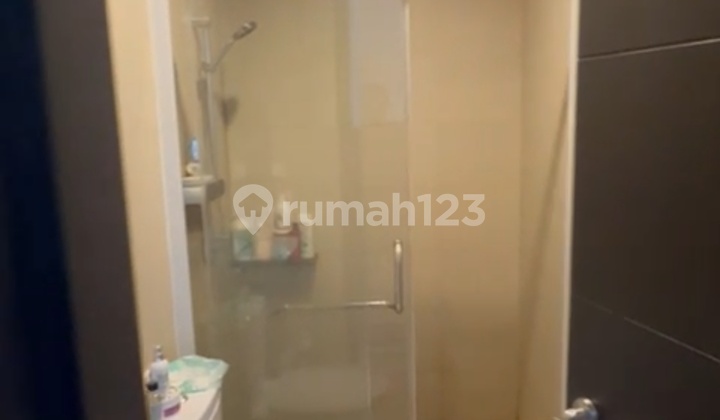 *For Sale*
House in PIK 2 - Denver Cluster
Size: 6x12.5m
2 Floors
Price: 2.85m Negotiable
Interested parties can contact me, Chen Lie Shien, via WhatsApp at 089635643184.
Thanks. *For Sale*
House in PIK 2 - Denver Cluster
Size: 6x12.5m
2 Floors
Price: 2.85m Negotiable
Interested parties can contact me, Chen Lie Shien, via WhatsApp at 089635643184.
Thanks.