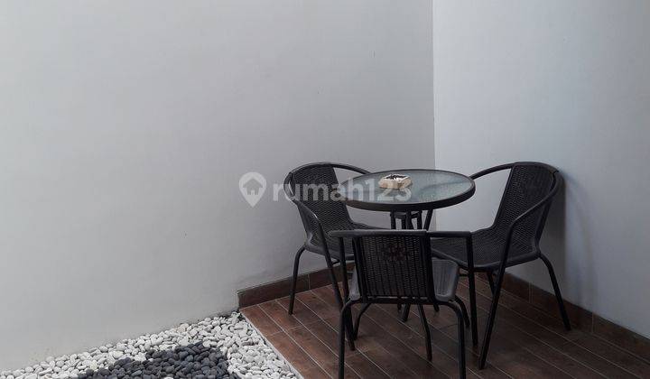 Rumah Unit Hook 2 Lantai 3 Kamar Lokasi Strategis