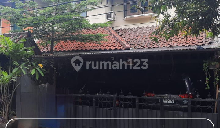 For Sale 2-Story House in Kebayoran Baru