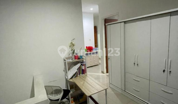 Modern Minimalist House Pondok Pucung Bintaro 2