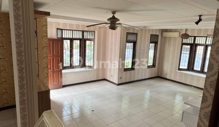 Rumah 2 Lantai Sektor 5 Bintaro 2