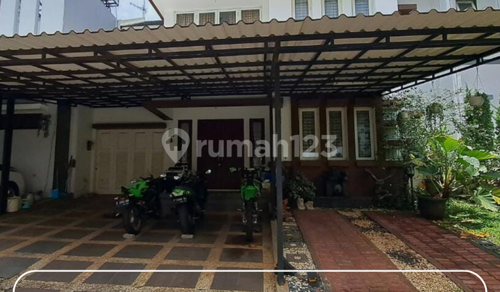 Rumah Strategis di Cluster The Green Bsd