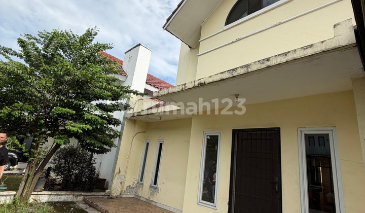 For Sale Strategic House in Alam Sutera 2