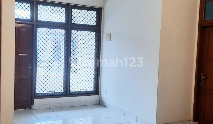 Rumah Terawat di Pondok Pinang Jaksel 2