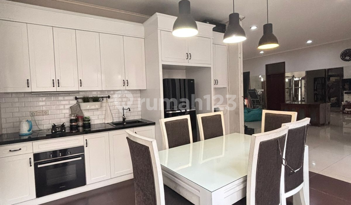 Dijual Rumah Besar Puri Bintaro Sektor 9 2