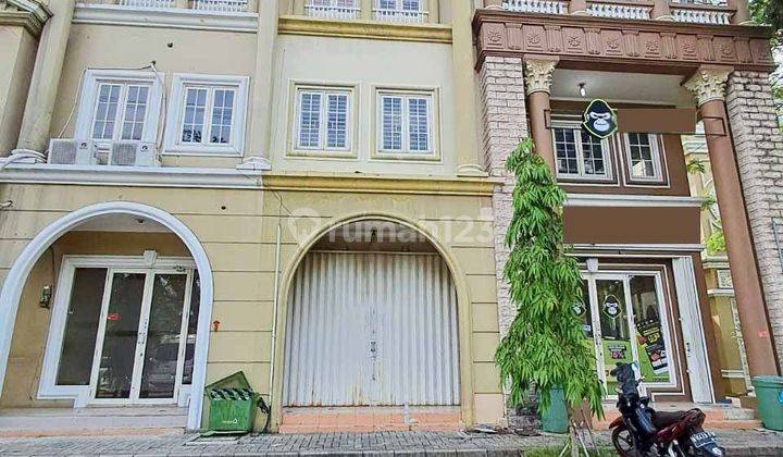 Jual Atau Sewa, Ruko Puri Mansion, Kembangan, 4.5x15m², 3 Lt, SHM 1