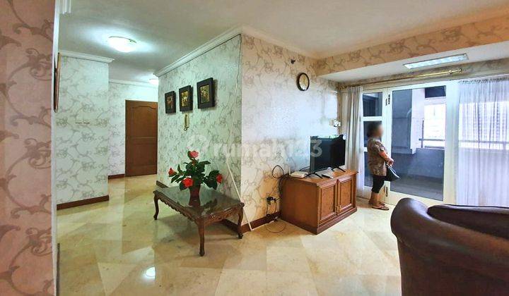 Turun Harga, Apartement Grand Tropic 3+1 BR Semi Furnished Bagus 204m² 1