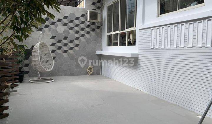 Dijual Rumah 3 Lantai Di Residence, One Sapphire, Bsd 1