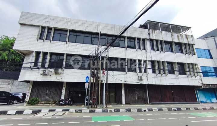 For Sale 3-Story Shop House In Business Center, Balikpapan Street Central Jakarta, Near Toll Road, Near Tomang Raya, West Jakarta