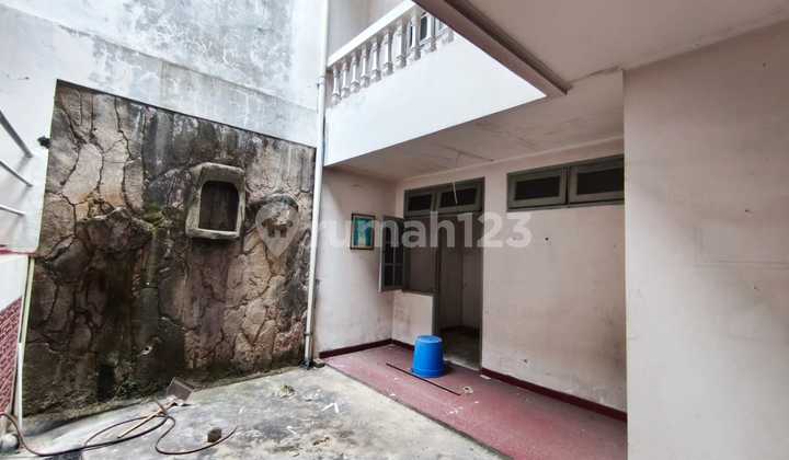 Dijual Rumah Strategis Area Jakarta Pusat 2