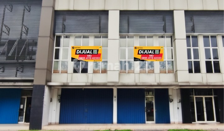 For Sale: Attached Shophouse, 2 Floors, Located in a Shophouse Complex, Strategic Position in Alam Sutera