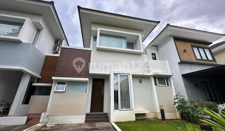 Dijual Rumah 2 Lantai Di Ingenia, Bsd City,full Renov, Shm