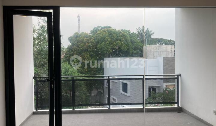 Dijual Rumah 3 Lantai Cluster Feronia Alam Sutera,bagus Dan Megah,ada Lift Dijual Rumah 3 Lantai Cluster Feronia Alam Sutera,bagus Dan Megah,ada Lift