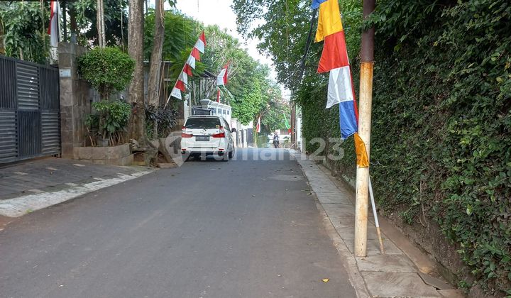 Rumah Bagus Siap Huni 2 Lantai Bebas Banjir di Pejaten Barat