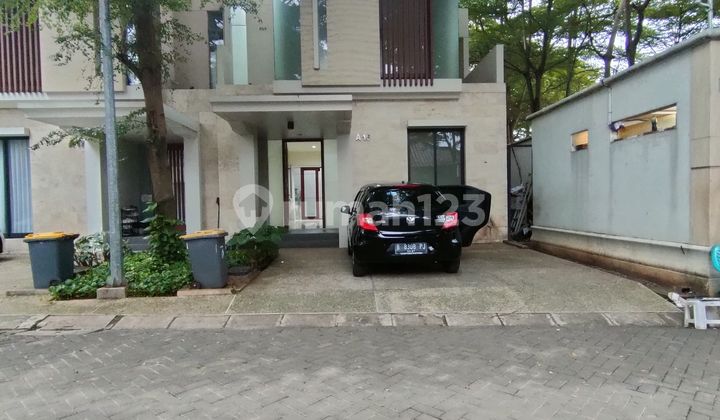 House For Rent Minimalist Tropicalin Townhouse Lokasi Ampera 1