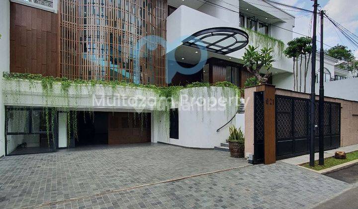 Rumah Mewah Dekat Senayan dn Sudirman 3 Lantai Kebayoran Baru  2