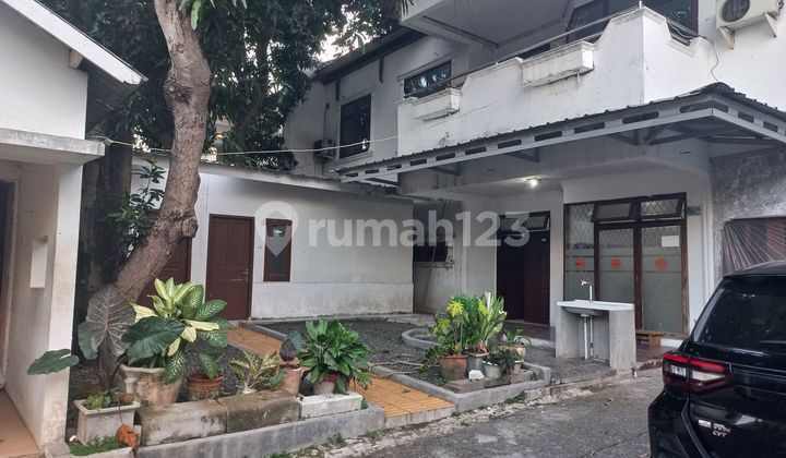 Disewakan Rumah 2 Lantai Di Ragunan Dekat Busway, Bisa Ukt Kantor Disewakan Rumah 2 Lantai Di Ragunan Dekat Busway, Bisa Ukt Kantor