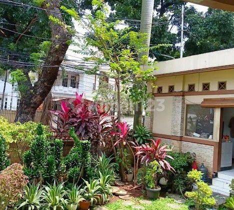 Dijual Rumah Mewah 2 Lantai Bisa Utk Tempat Usaha di Tebet  1