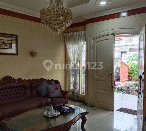 Dijual Rumah Mewah 2 Lantai Bisa Utk Tempat Usaha di Tebet  2